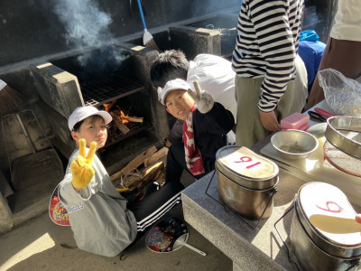 0227C4F7-7356-47AB-BD35-B48DD90D44E3