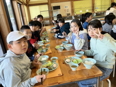 19C51468-95D9-409D-B12D-74AF795374CE