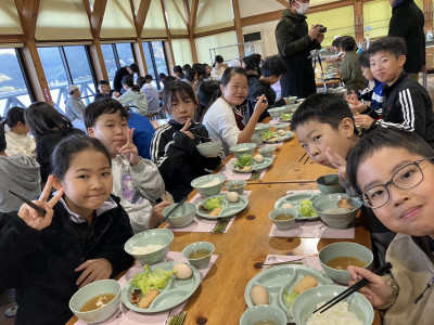 A8CBDA9C-6173-4C24-9D12-DF4DDC9E8D76