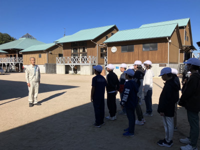 A8C6ED28-A1C0-4235-94D5-5BA232D3D8B0