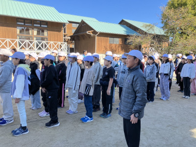 3307A5C6-A99F-403B-A3C4-D49F6A41BB69