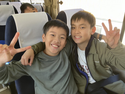 F9F14D4A-FE5C-4D04-B732-C4F263292C96