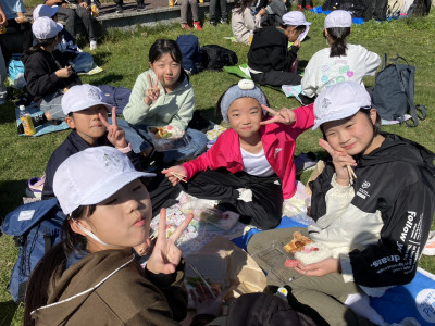 12606666-EB2A-4751-8008-105097129913